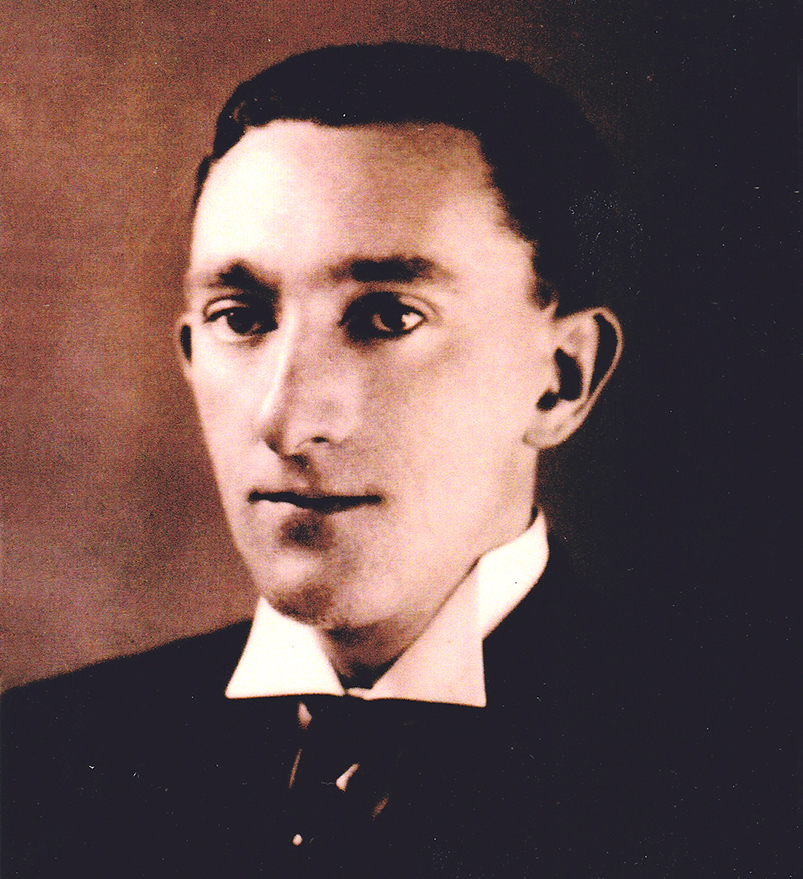 Photo of photos/Malcolm Roderick McLennan 1904-1978 portrait